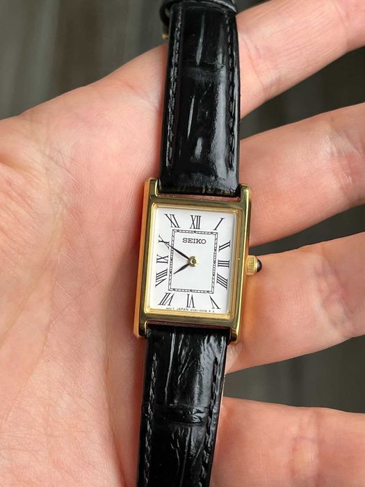 Дамски часовник Seiko 4N30-00H0