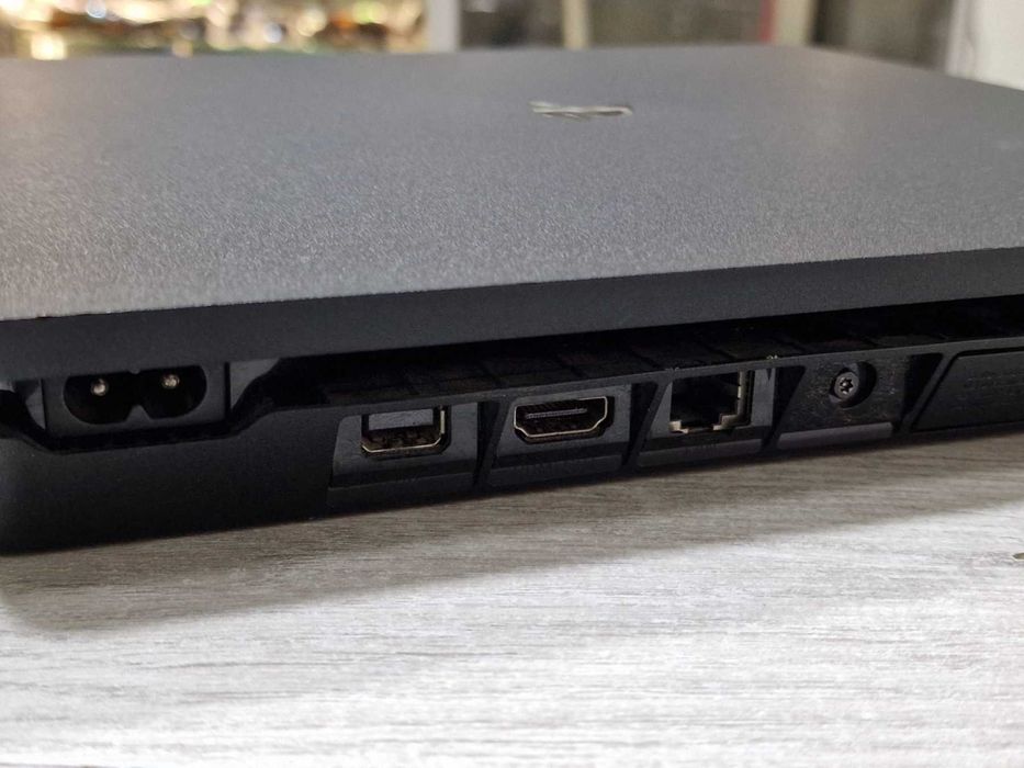 Sony PlayStation 4 Slim Jet Black 500GB