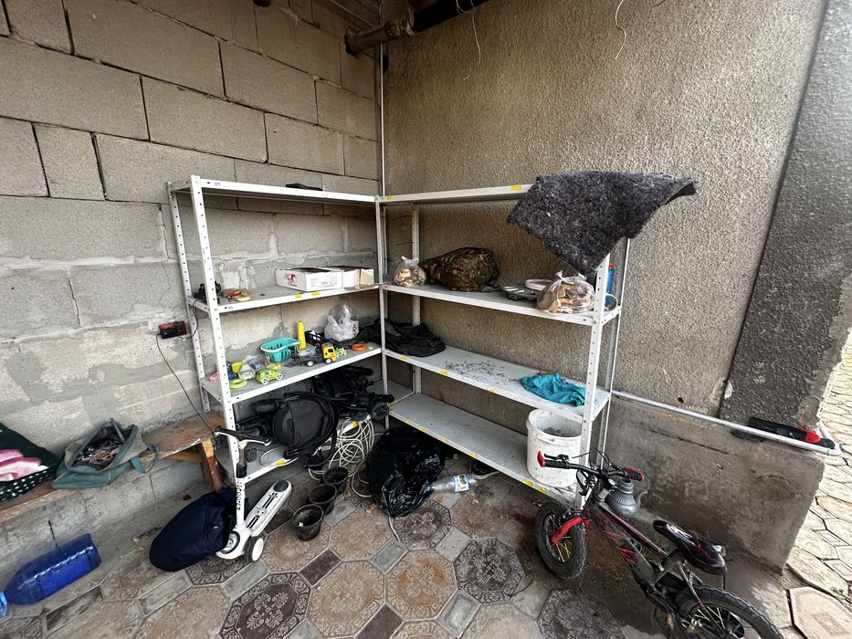 Продам стилажи  в хорошем состояний