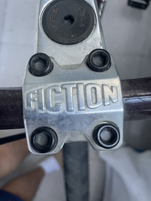 Продавам колело BMX