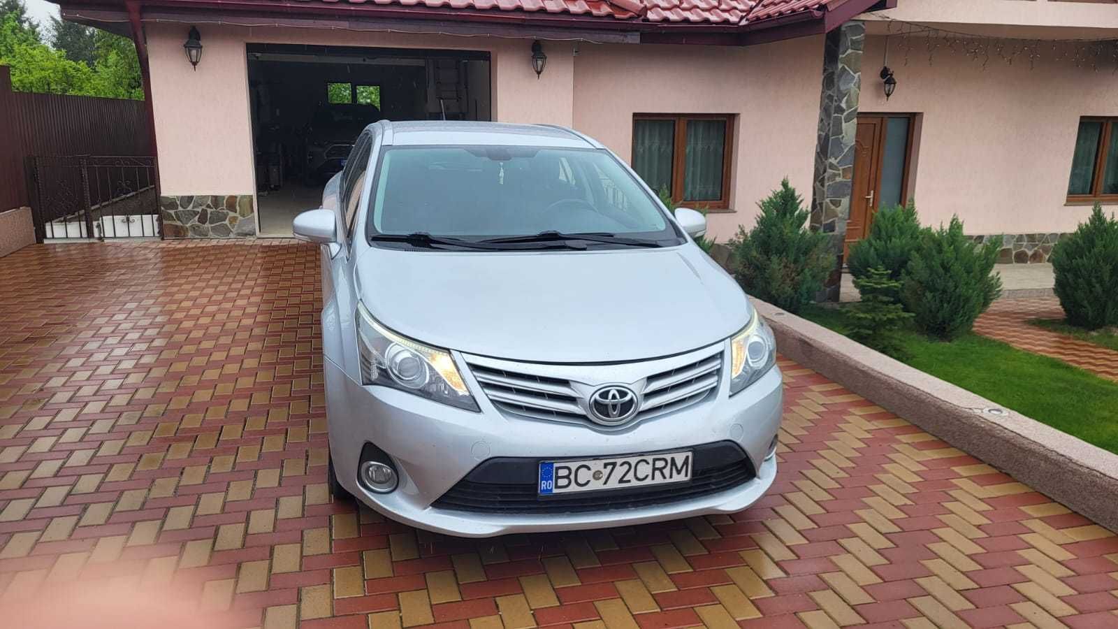 Toyota Avensis 2012