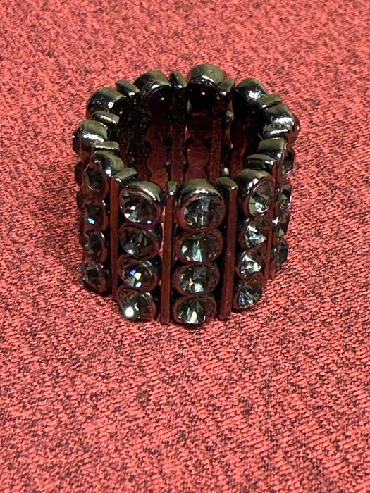 Cтильное, эффектное и выразительное кольцо