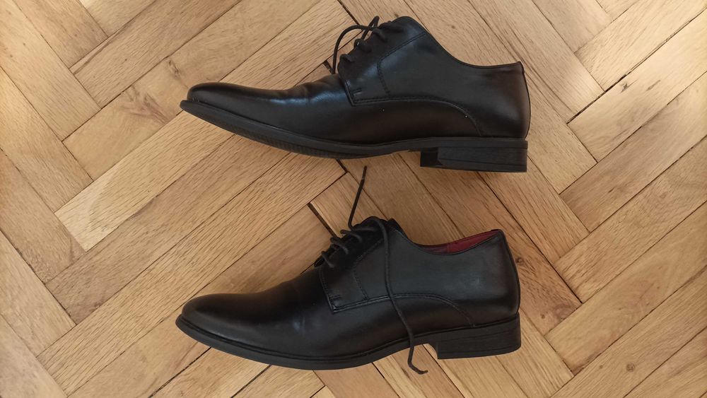 Мъжки черни официални обувки изкуствена кожа, номер 44