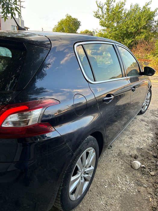 Haion complet echipat Peugeot 308 hatchback 2016