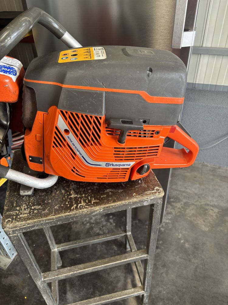 Husqvarna k 1260 taiat sina cale ferata