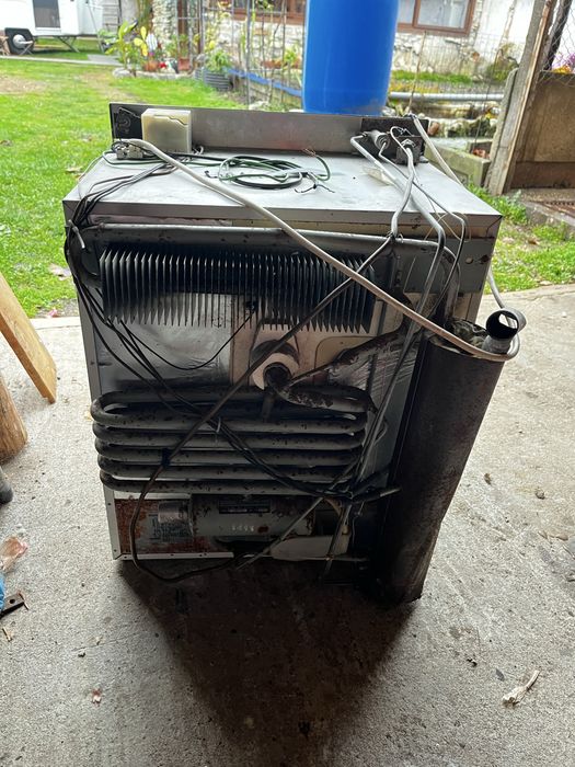 Хладилник за каравана Electrolux 212B 12V/220V/ГАЗ