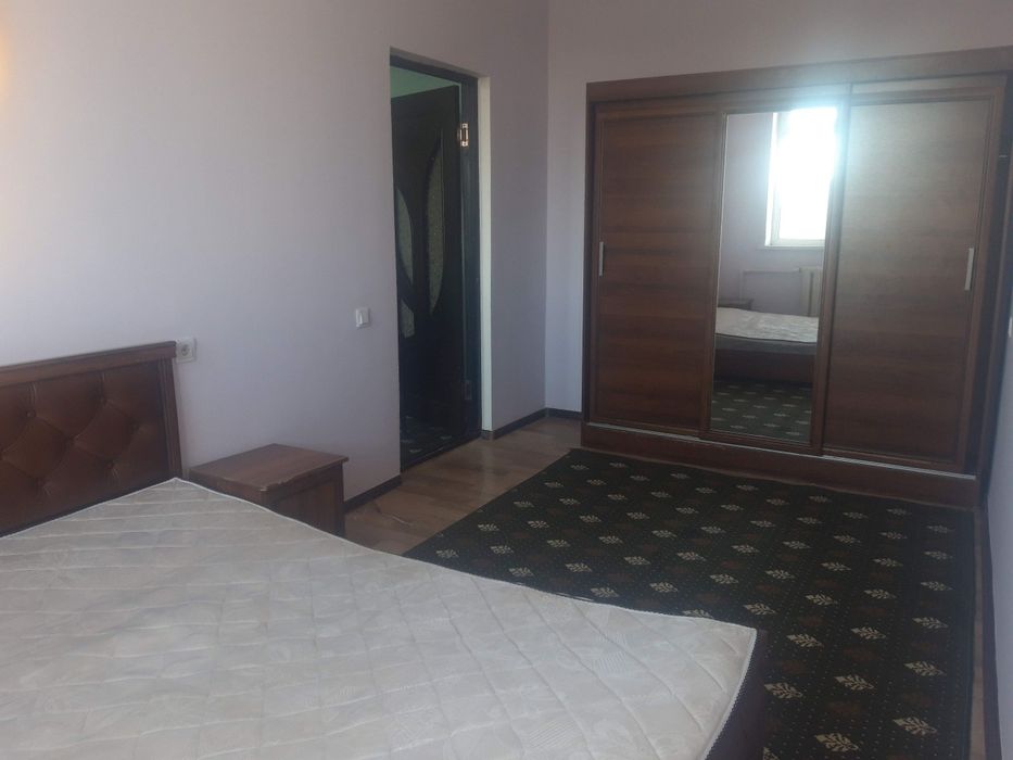 Продаётся 2-х спальный гарнитур.