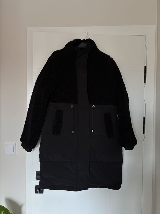 Дамско черно яке с каракул