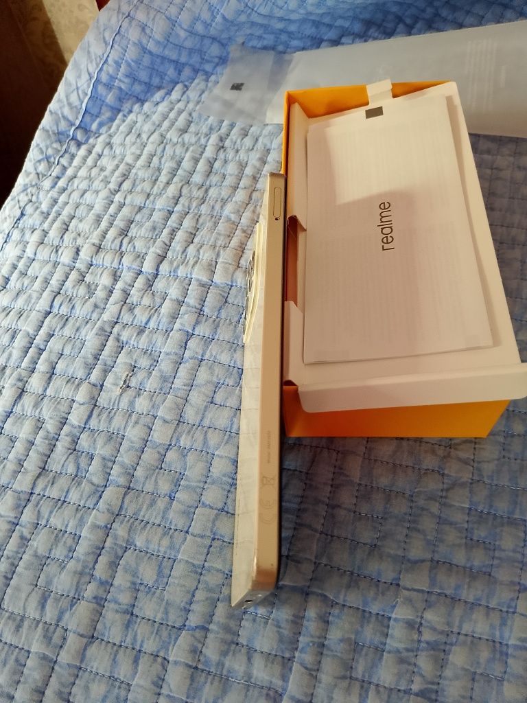 Realme C61 продам