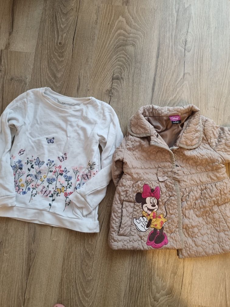 Vand lot fetite/geaca/bluza toamna 4 ani