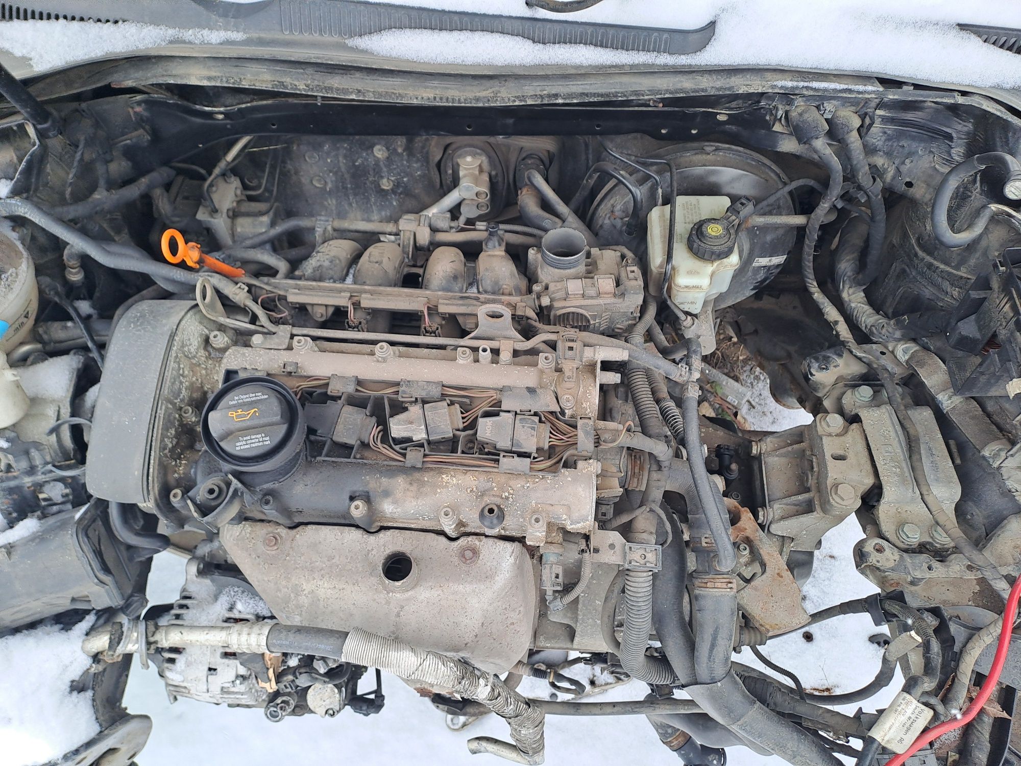 Dezmembrez golf 5 1.4i