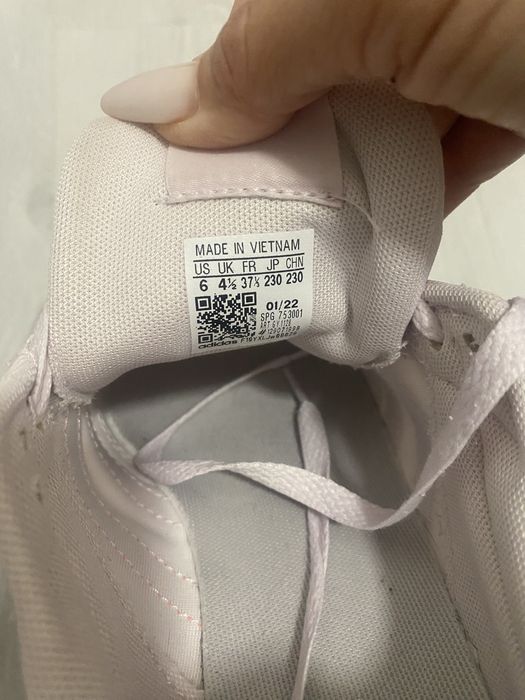 Adidasi Adidas marime 37,5