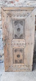 Стара дървена врата
