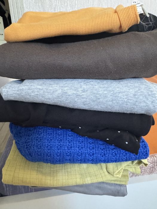 Отдам вещи женские,  размер 42.