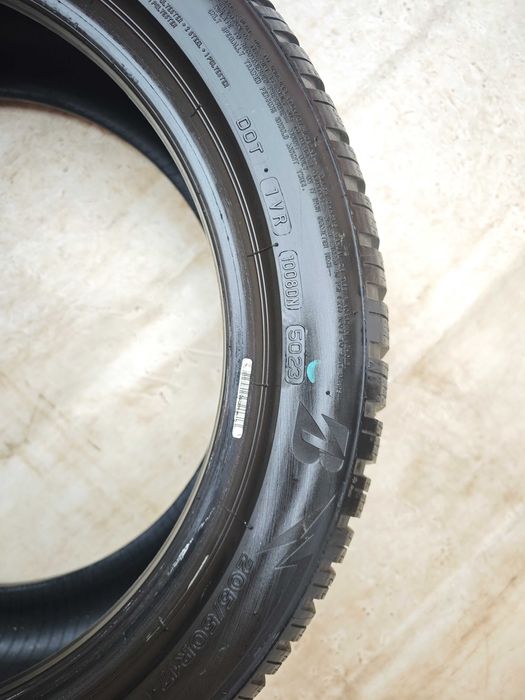 Anvelope 205/50/17 an 2023 iarna M+S BRIDGESTONE BLIZZAK LM005