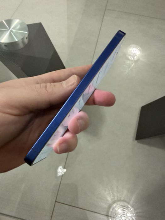 Samsung S25 navy 512GB / 12GB RAM • ca NOU • neverlocked