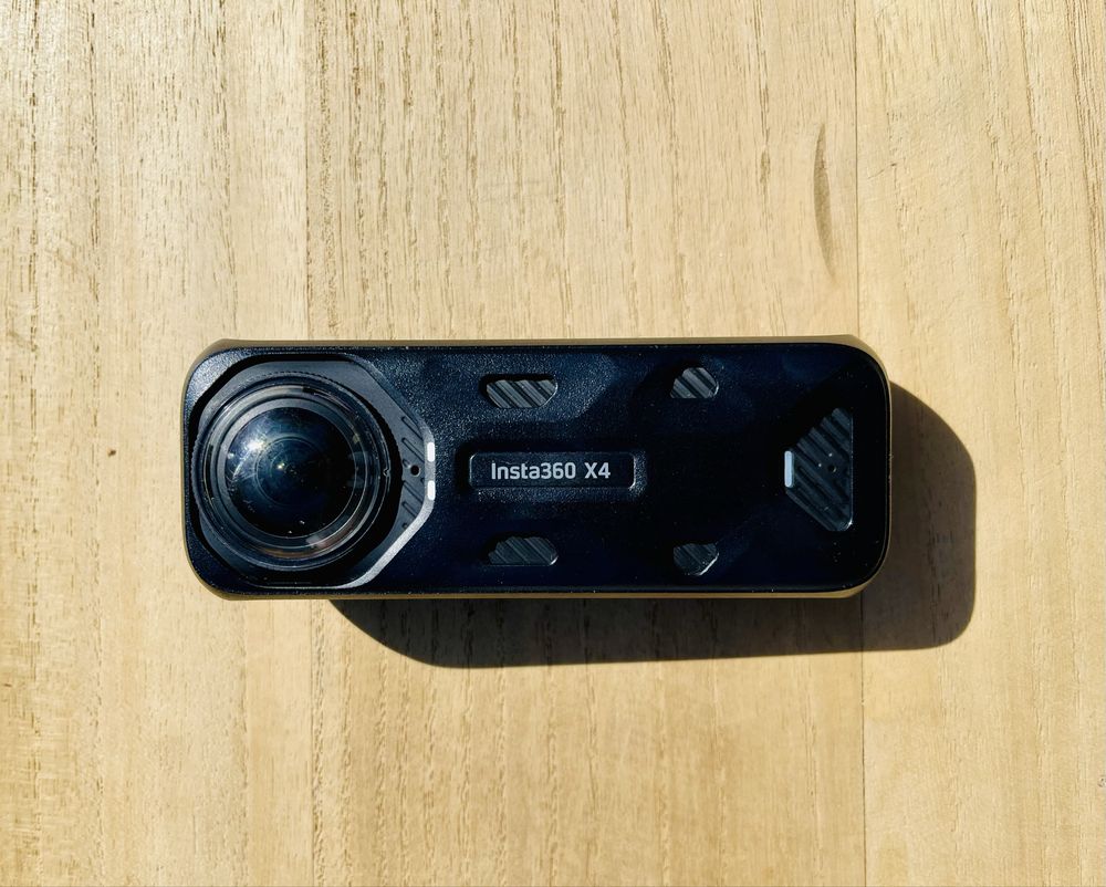 Insta360 X4 8K 360º – Пълен комплект само за 1000лв