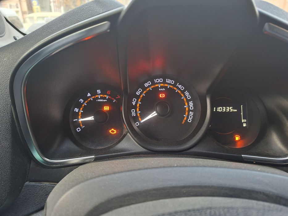 LADA XRAY CROSS srochni sotladi