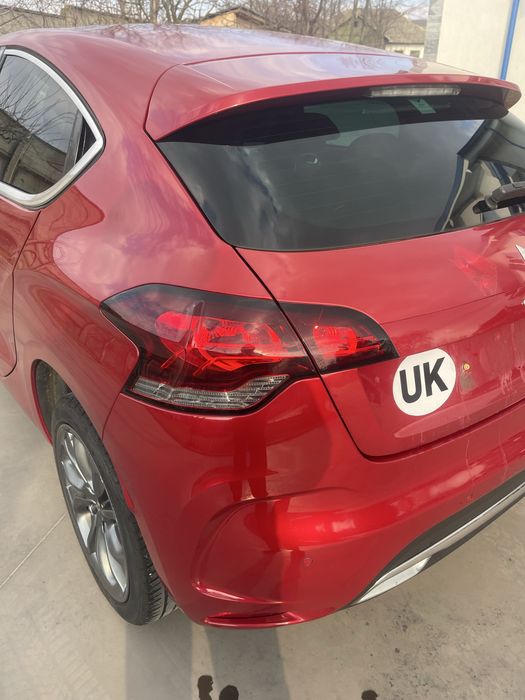 Stop aripa hayon stanga dreapta