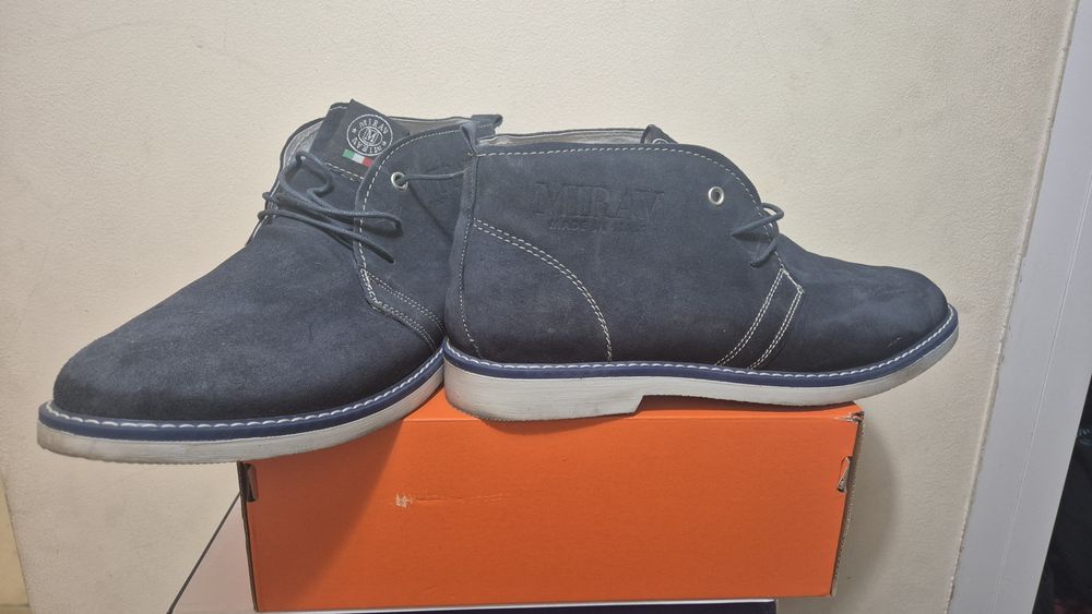 Мъжки маратонки и обувки