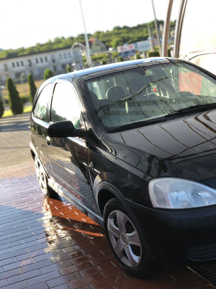 Opel corsa c , an 2002