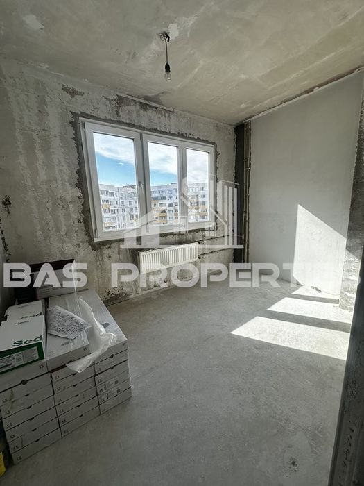 Продава се Тристаен апартамент в София, Обеля 1 - 65 кв.м за 1954 €/кв.м - Снимка #4