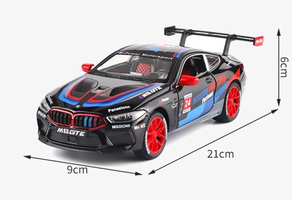 Macheta bmw M8 Gte Race car scara 1.24 (lungime 22 cm)
