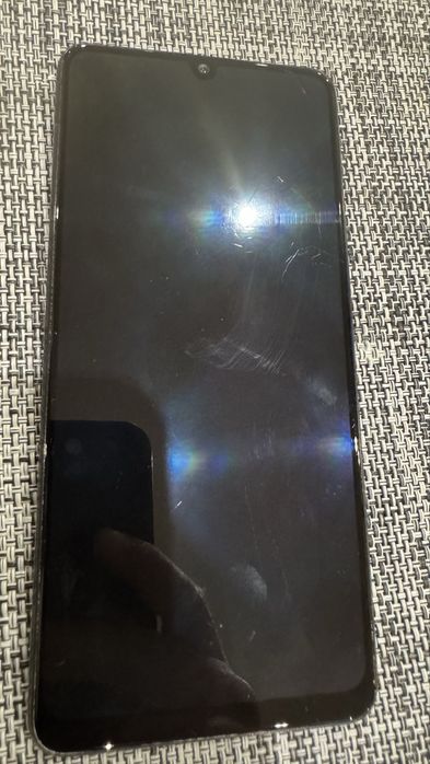 Продавам Samsung A32
