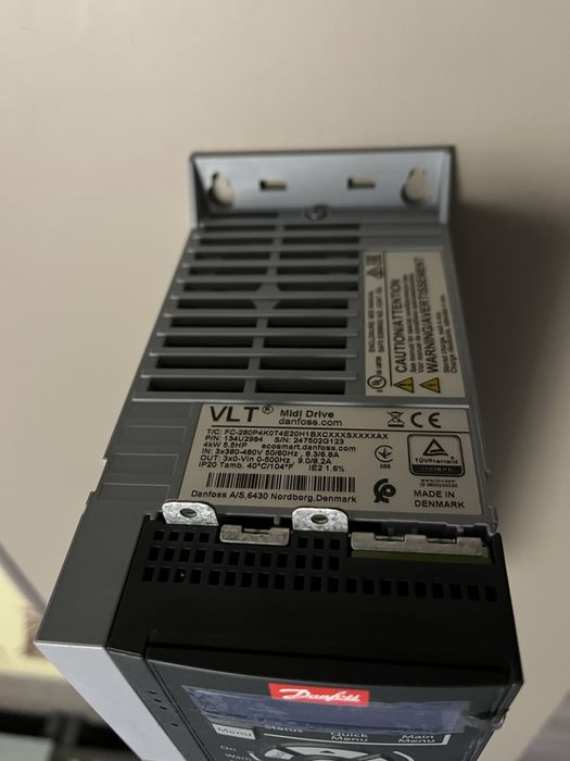 Convertizor Danfoss FC-208 4kW