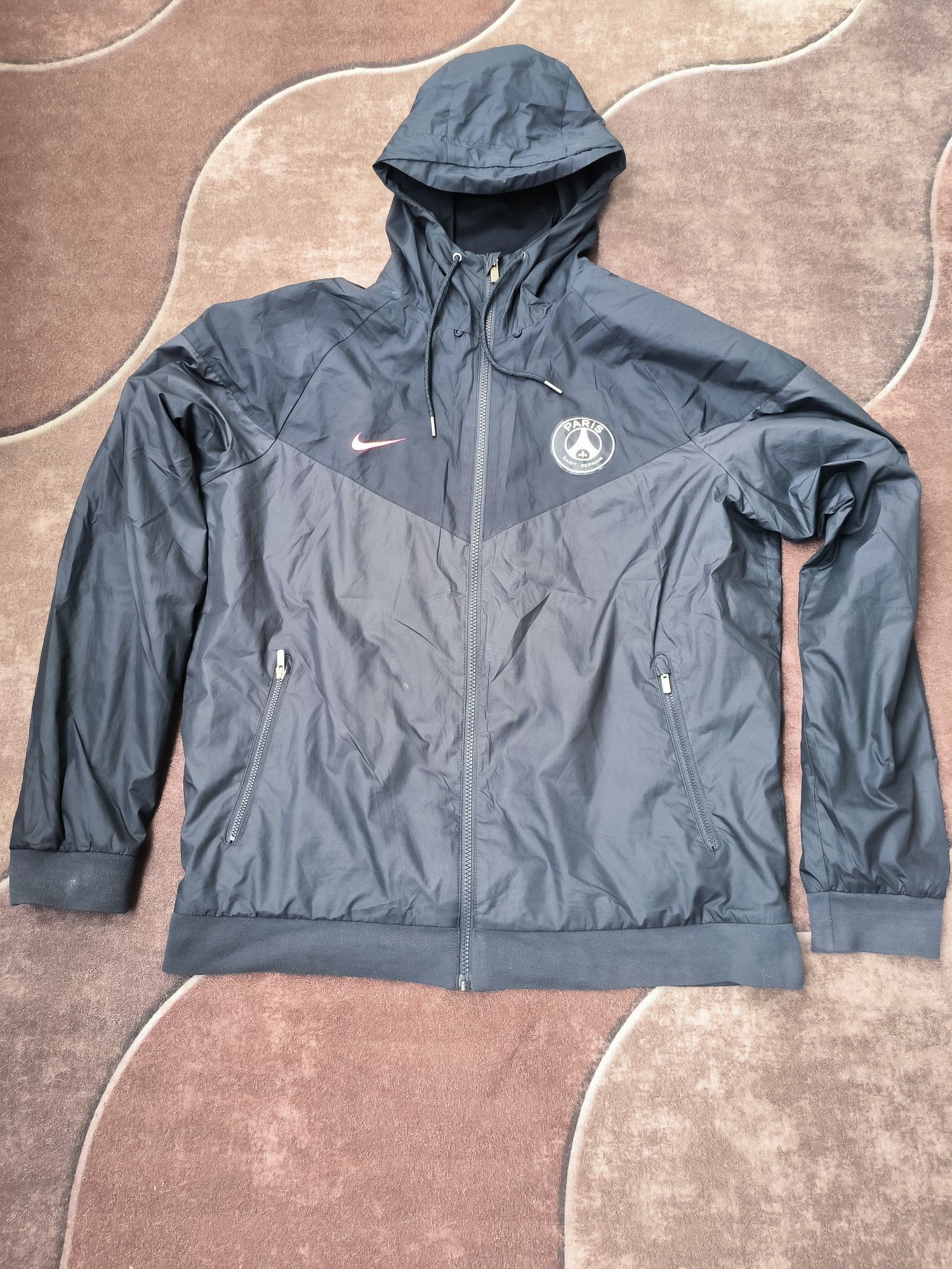 Nike Paris Saint-Germain яке размер L