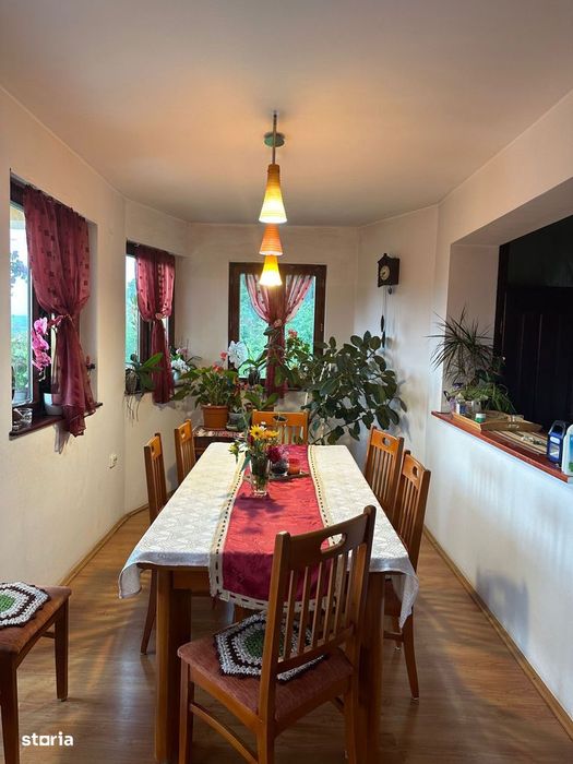 Santana de Mures - Vanzare casa 5 camere - Strada Poenitei