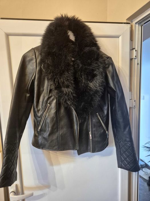 Кожено яке М размер