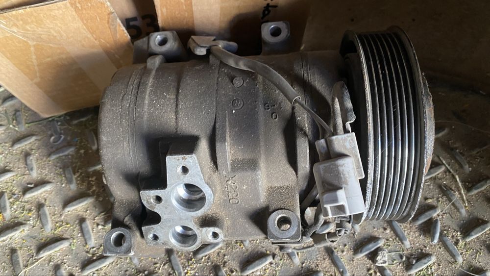 Компрессор кондиционера от Камри 30