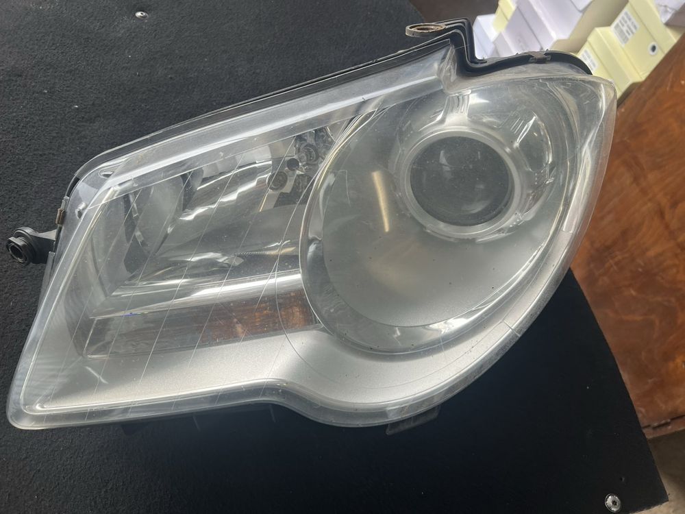 Оригинален Фар за VW TOURAN 2008-10год ляв Туран 1 фейслифт