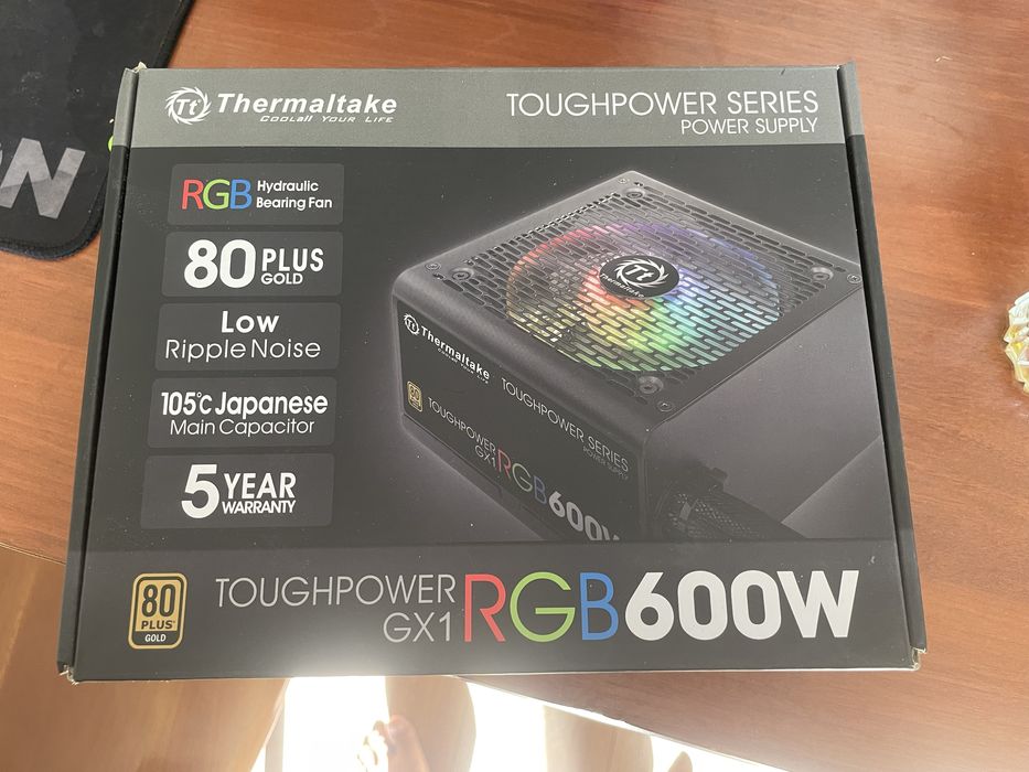 Новый блок питание Thermaltake 600W RGB