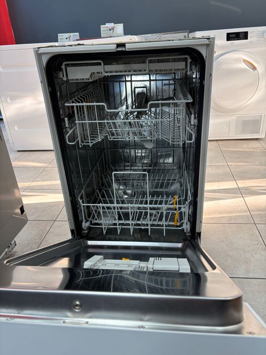 Miele G4620 тясна миялна за частично вграждане/24 мес гаранция