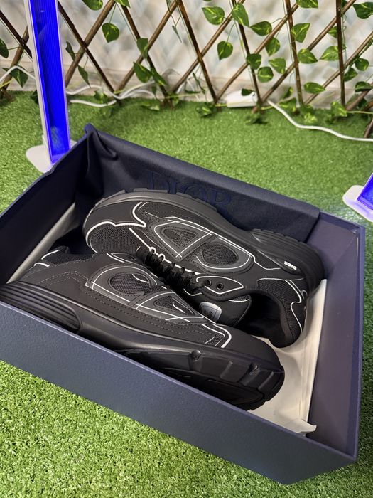 Adidasi Dior B30