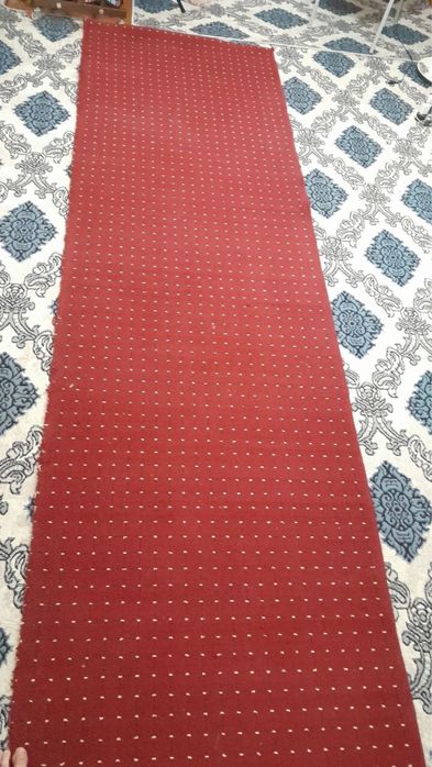 Daroshka gilam sotiladi tozza yuvilgan