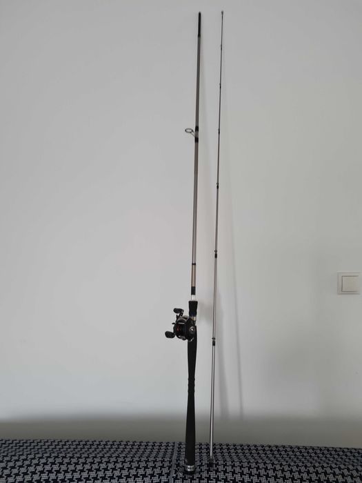 Set pescuit Abu Garcia – Lansetă RS 902 MH + Mulineta Revo SX L