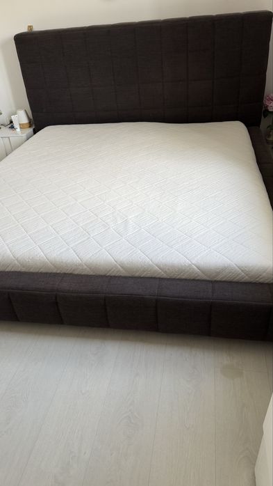 Saltea 180X200 impecabila