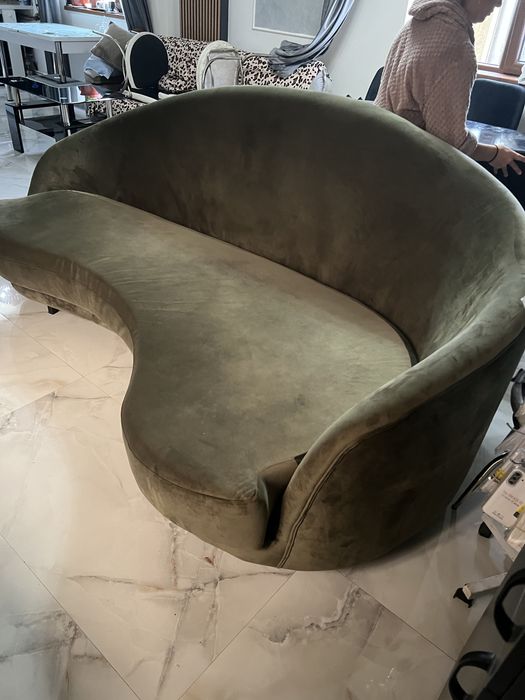 Canapea mare, folosita 2 luni. 1509 lei