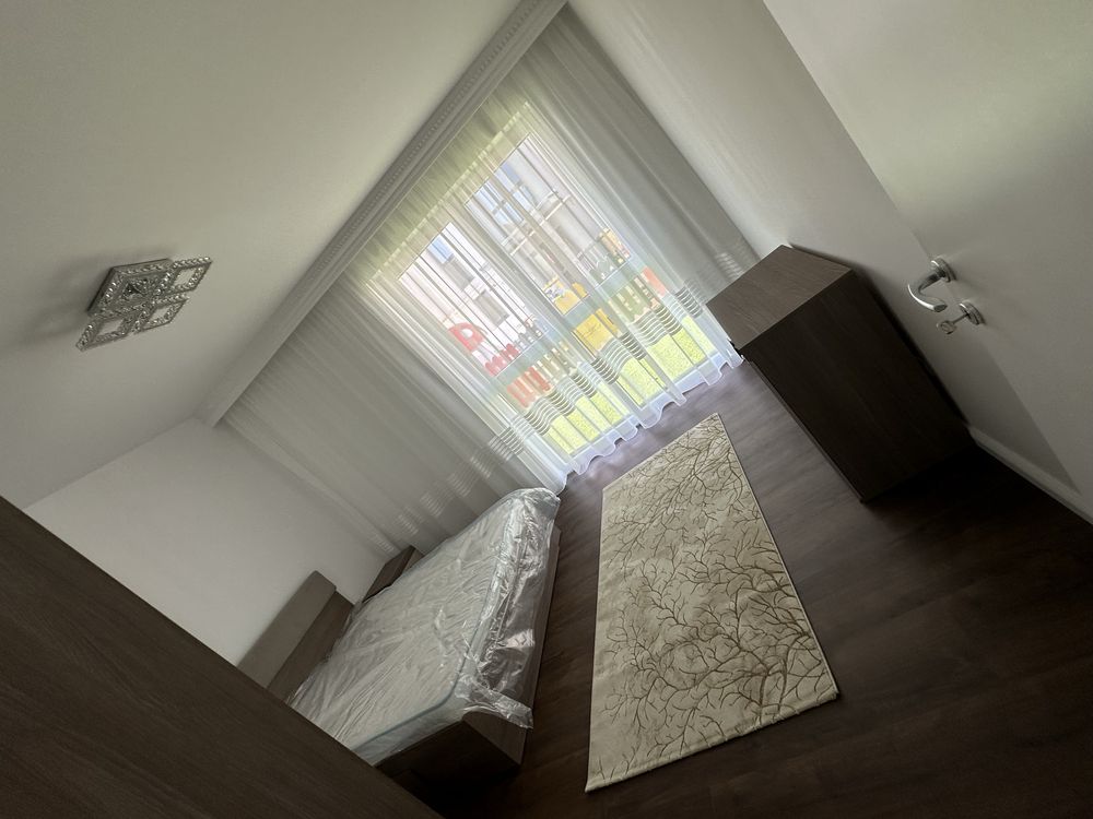 Proprietar inchiriez Apartament 2 camere decomandat zona Kogalniceanu