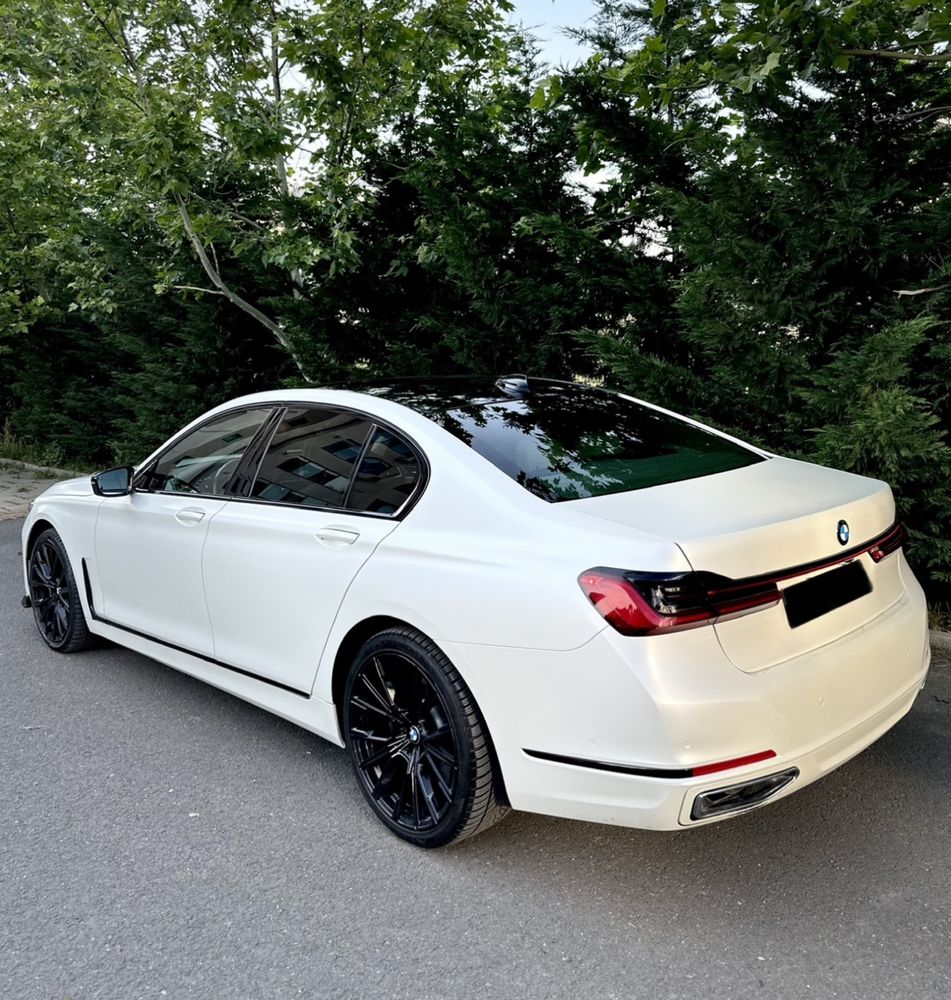 Bmw seria 730 2020 alb perlat M- pachet Xdrive