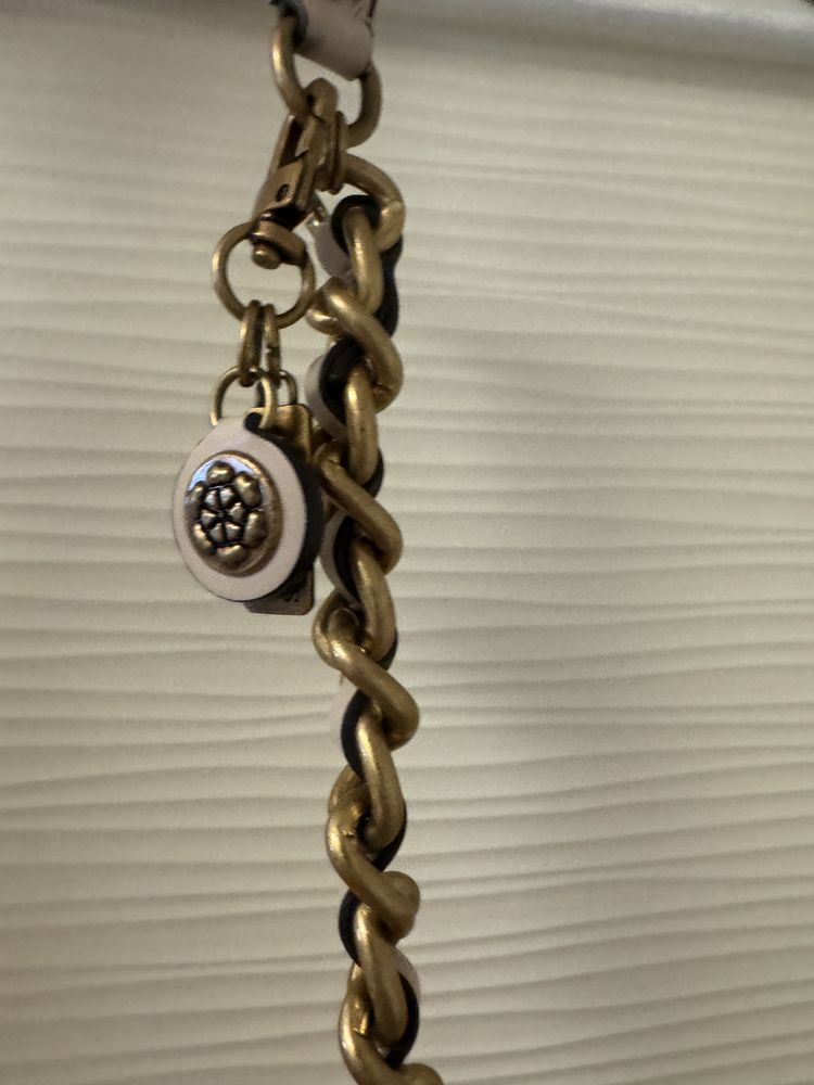 Малка чанта Guess
