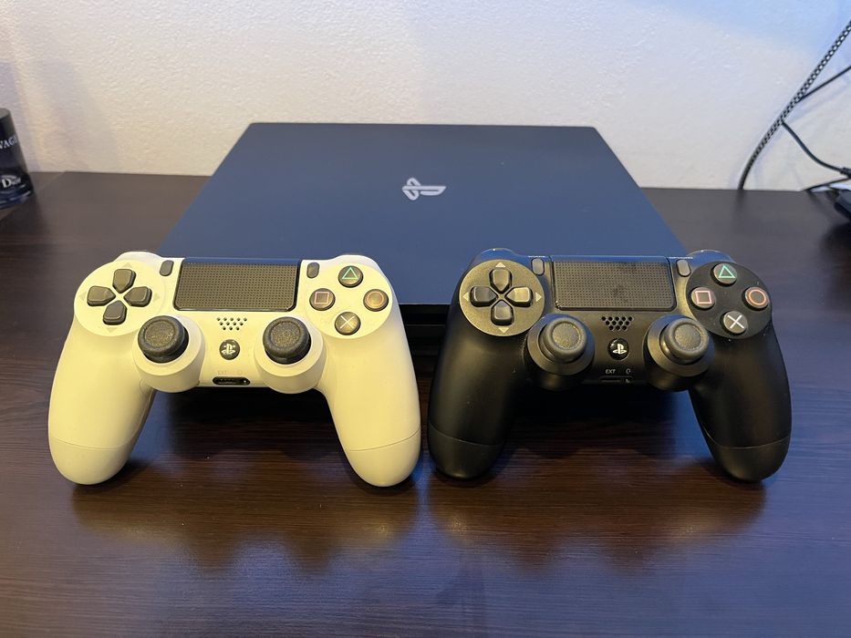 Playstation 4 pro 1TB