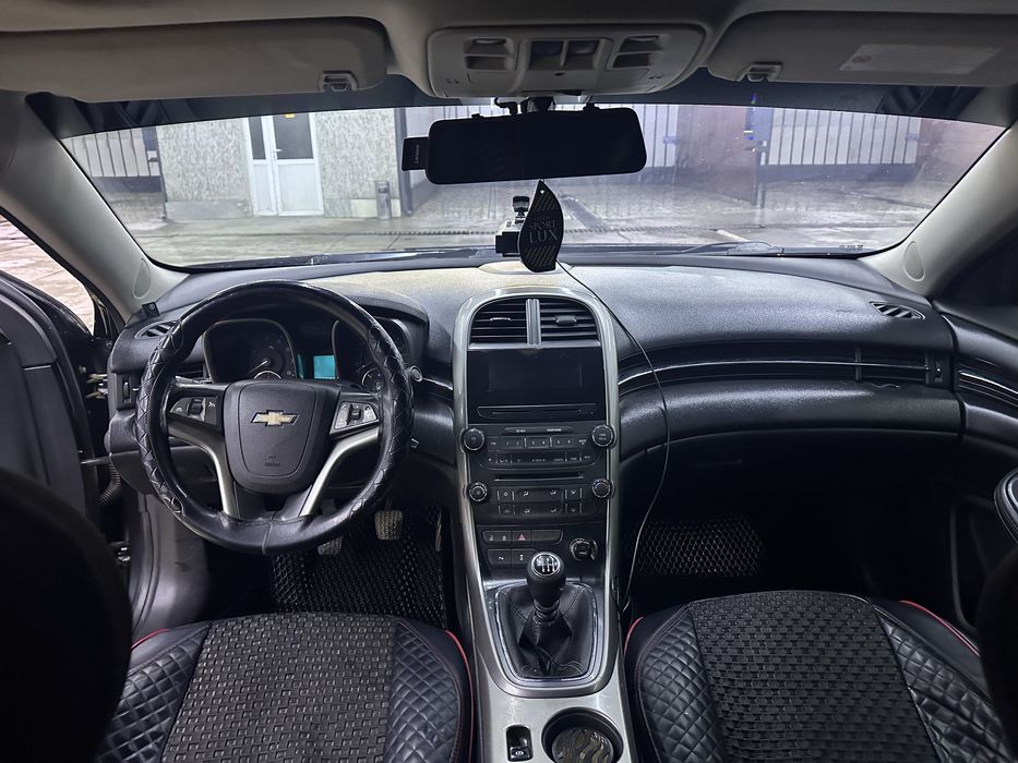 Malibu 1, 2014 2-pozitsiya lyukli