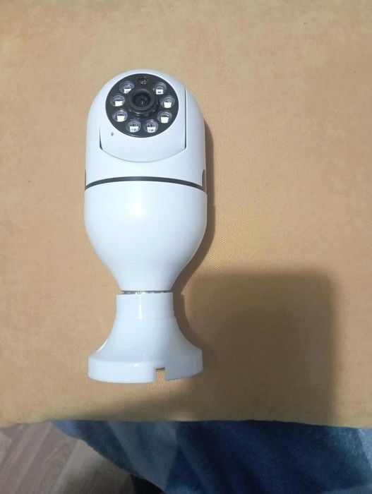 Смарт камера тип крушка