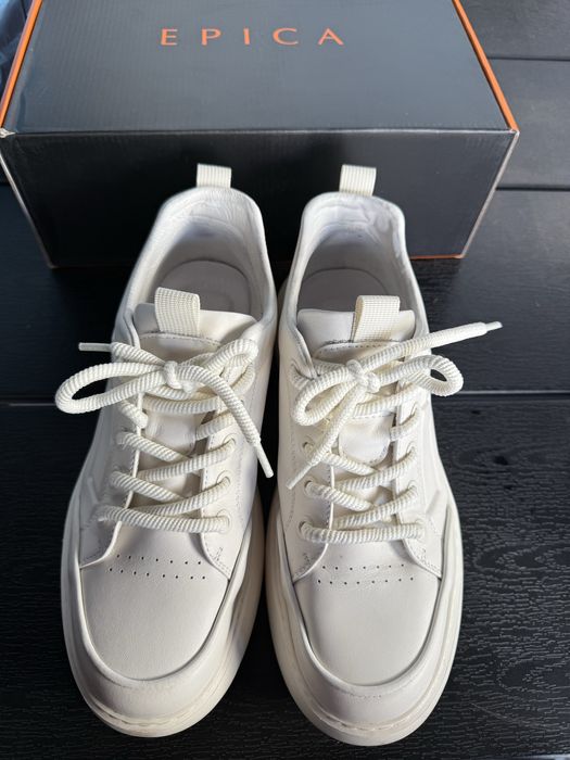 Pantofi din piele Epica