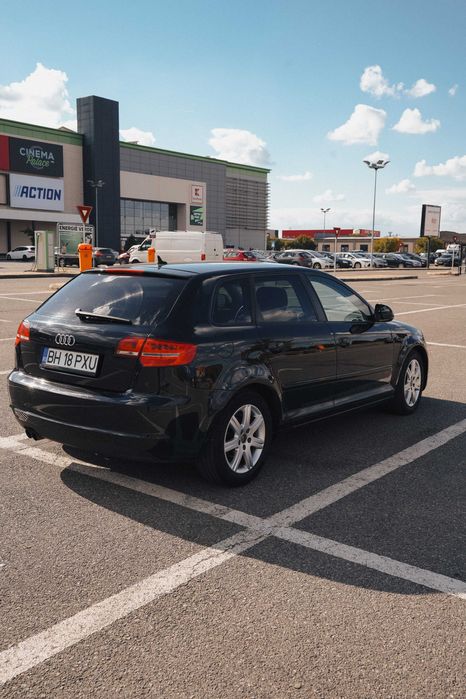 Audi A3 8P 2009 Facelift 2.0 TDI 140CP bi-xenon + set anvelope iarna