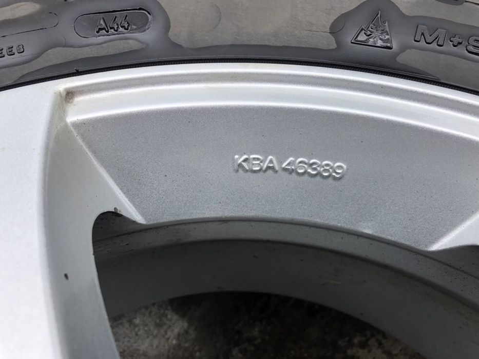 Vând jante folosite pe Volvo XC 60